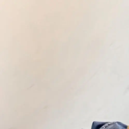 aki__loves_DK의 推しに一目惚れされました?!