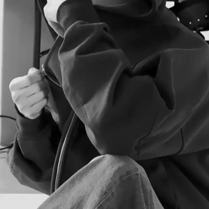vroom_0531의 잘생긴 찐따가 성공해서 나를 찾는다