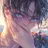 우 현