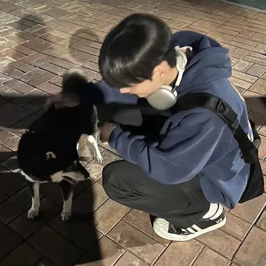 Profile image of キム_ジュヌ