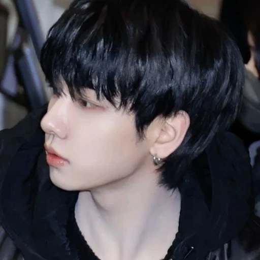 명재현