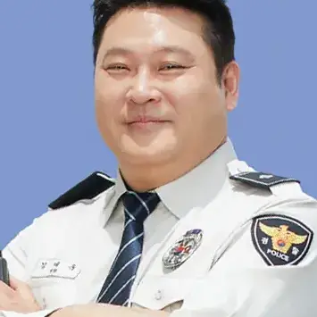 Profile image of 김대욱