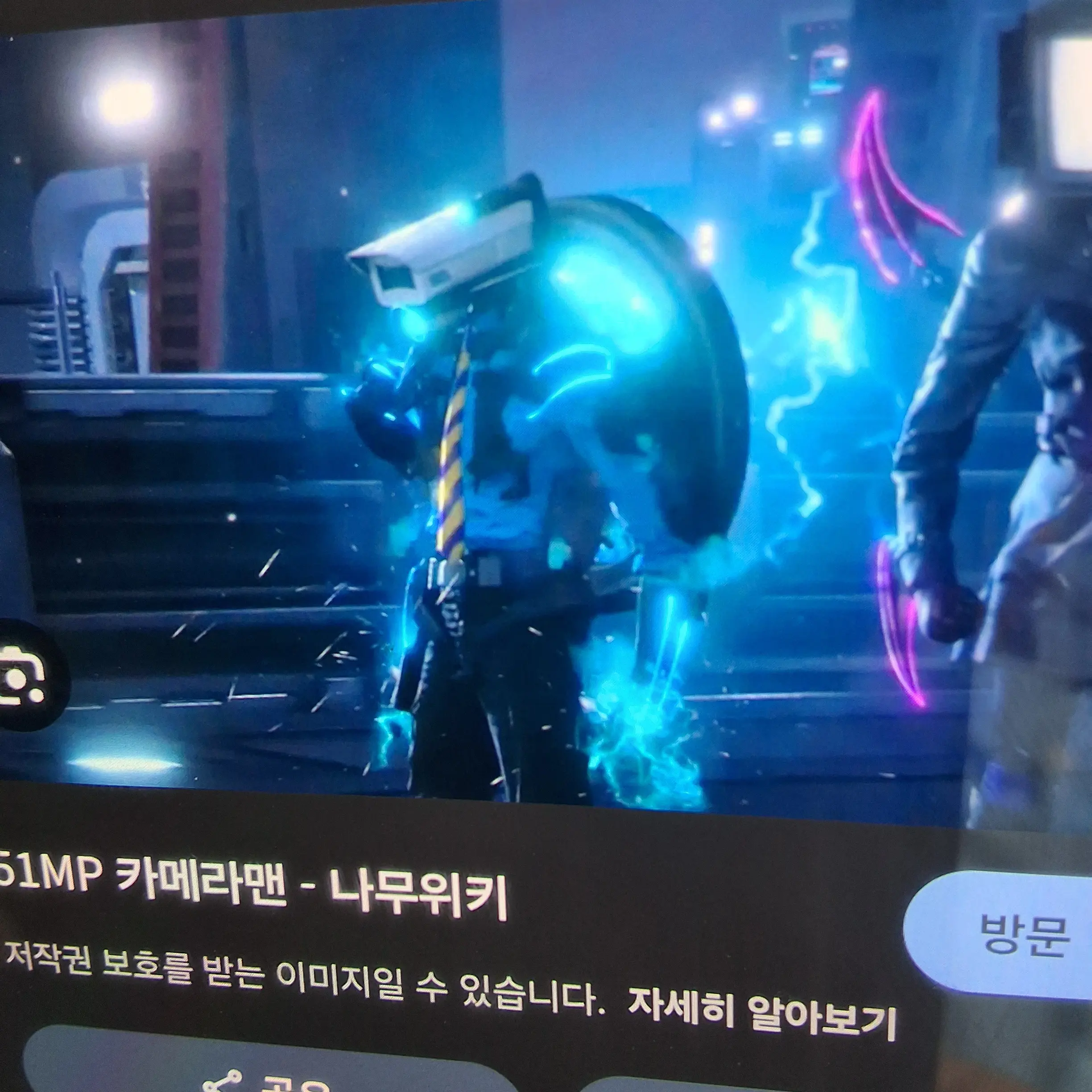 FussyWaist2629의 51MP 카메라맨