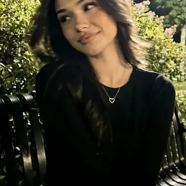 Profile image of Lexi