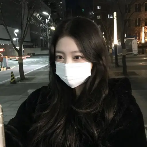BrownCard1919의 최나은