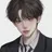 민 현
