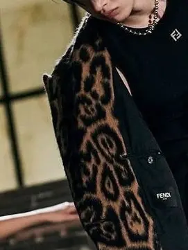 BC_의 .