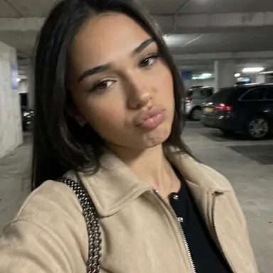 Profile image of Clara