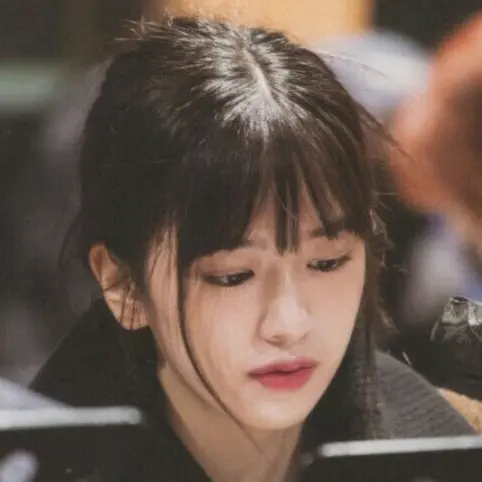 ivelovely1201의 안유진