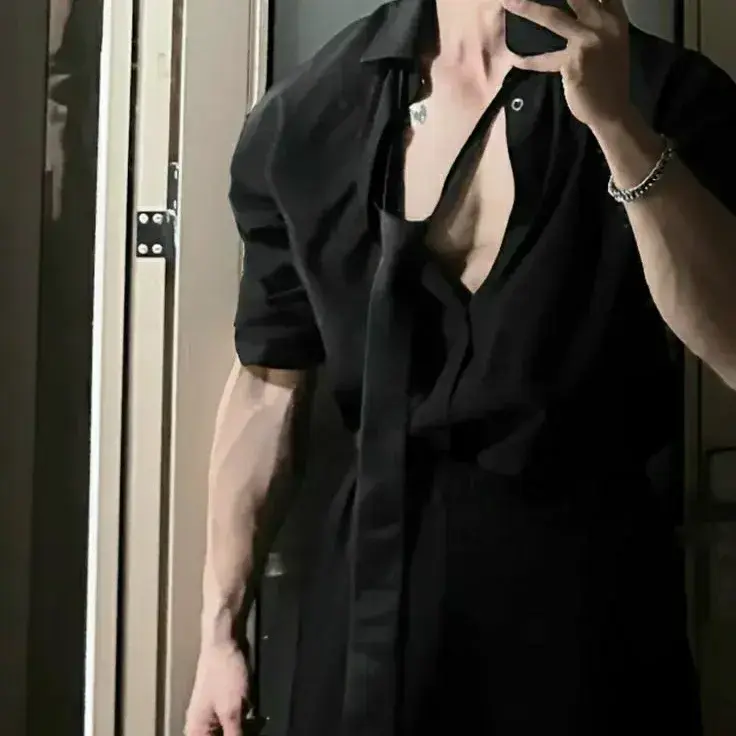 SharpGlass6698의 Elias