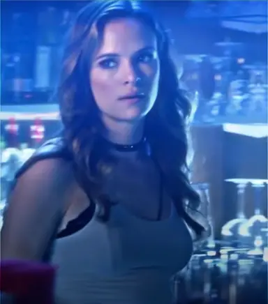 Profile image of Caitlin Snow