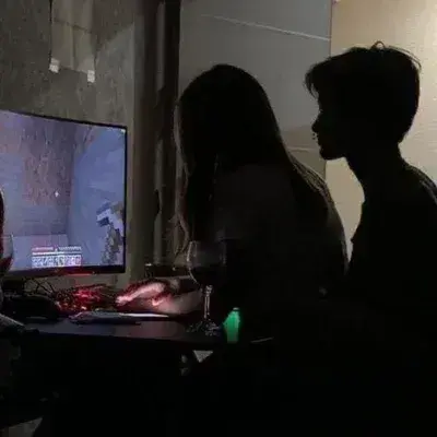 GruffBoat2455의 Enemies to Lovers