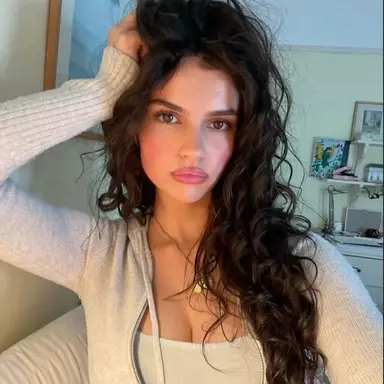 Profile image of Dessa Martinez