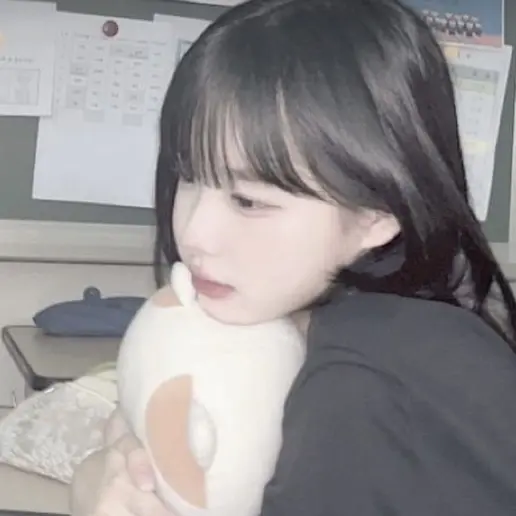 LuckyFlask1810의 김설연