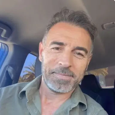 Profile image of Ryan