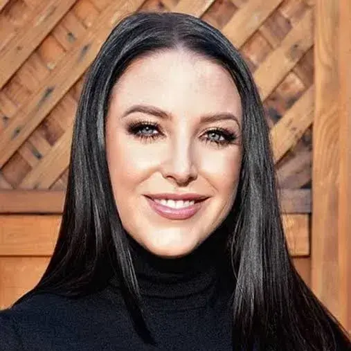 SleepyArm4661의 Eleanor Vance