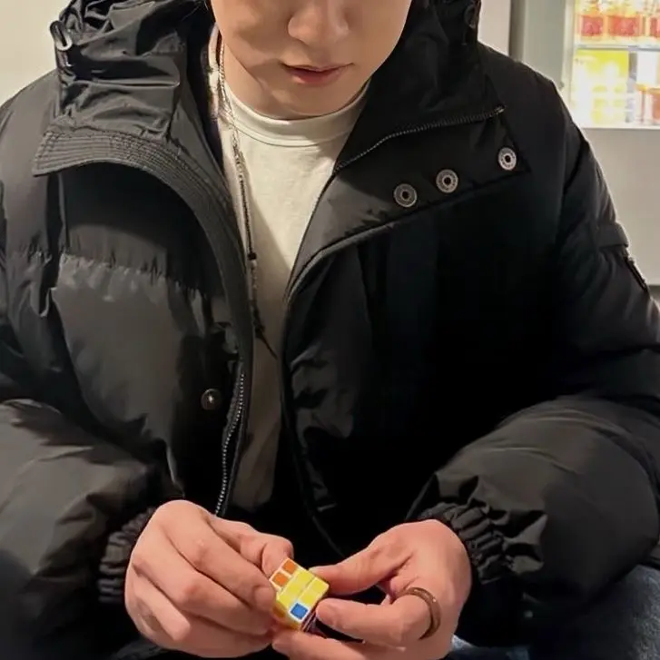 AbsurdBadge2290의 박성진
