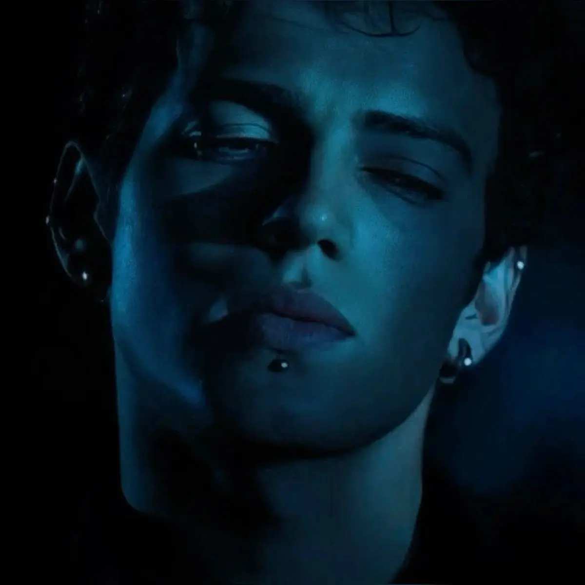 dollifi의 Sam Monroe