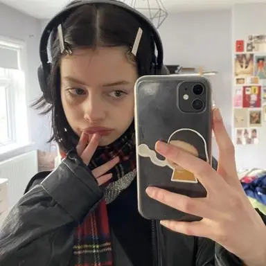 Profile image of Liana