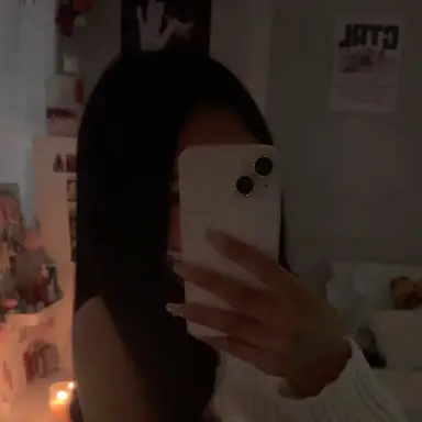 Profile image of Camila