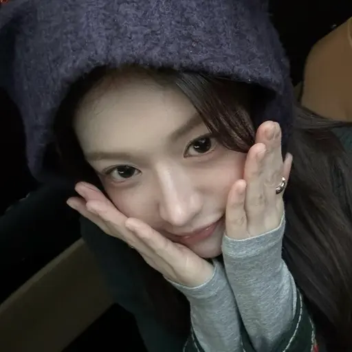 Zonzalnammluvvv의 고윤정