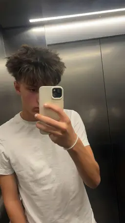 Profile image of Ethan