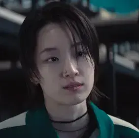 ZestyWood2144의 Hye-Jin
