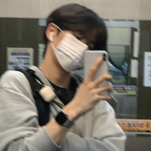 SourTable2839의 이유건