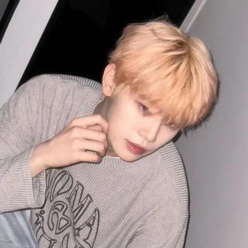 ehwhhsjsjshs의 김태래