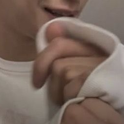 찐따 정우 괴롭히기 대표 이미지