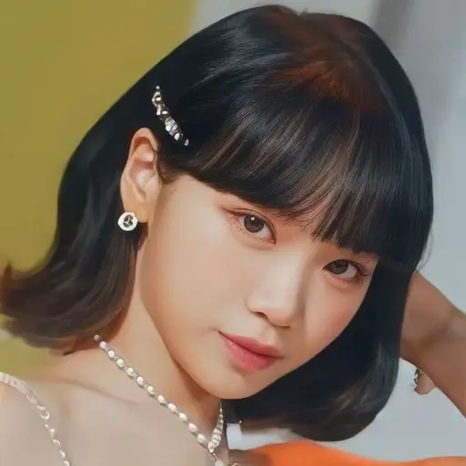 CreamyPrint1989의 ❤김채원❤