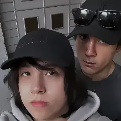 SaltyTank3964의 Streamer Party