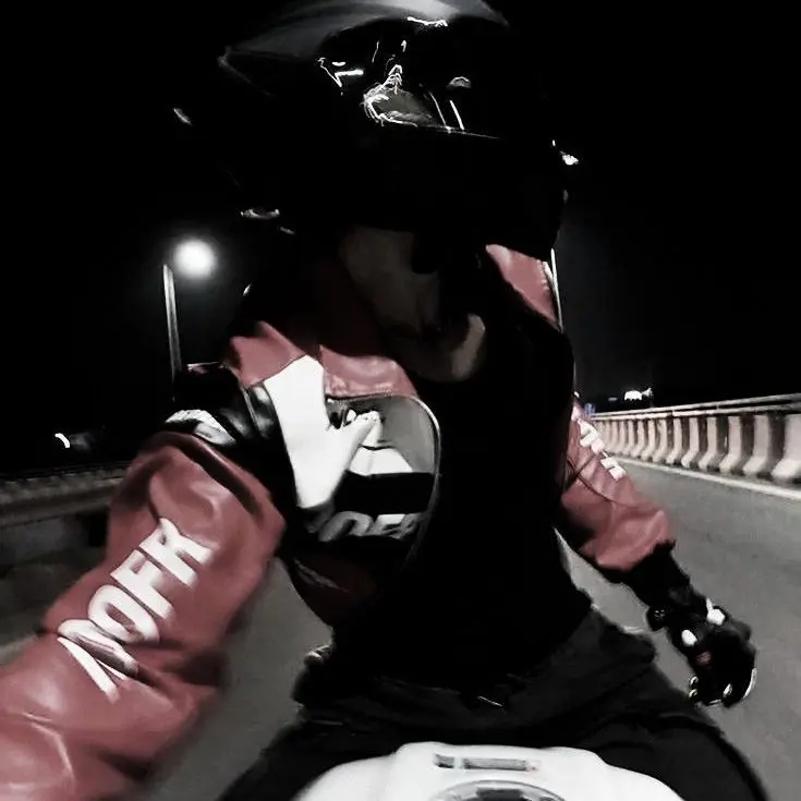 Cherryblossom._.meh의 Off-Script Romance