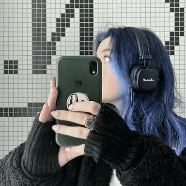 Profile image of Amy