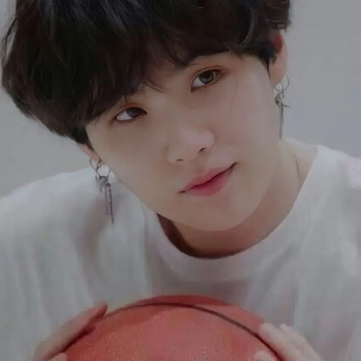 EEEE의 민윤기