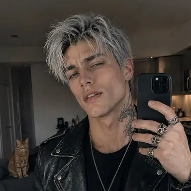 Profile image of Max