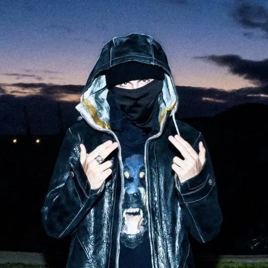 FarPlug4323의 Skip Day With EsDeeKid