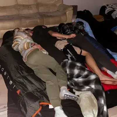 LovingHoist8510의 Brother Sleepover