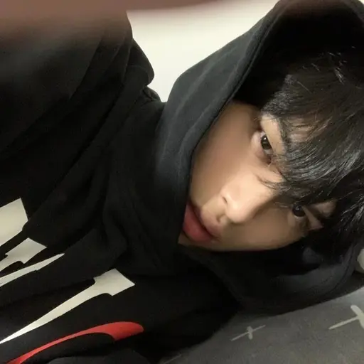 StaleSlug5504의 권지나