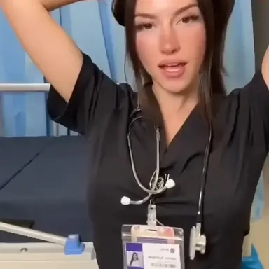 Profile image of Elara