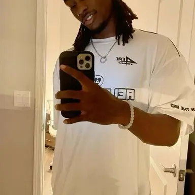 Profile image of Cinco Raymond
