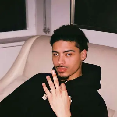 Profile image of Carlos