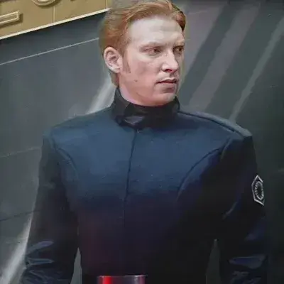 RobustFrug6751의 General Hux