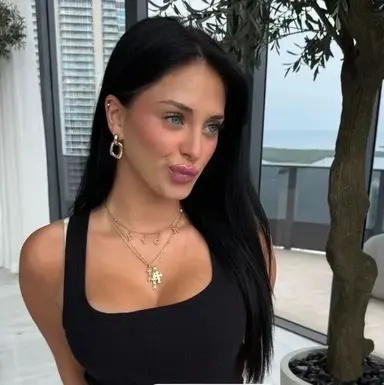 Profile image of Isabela Vargas