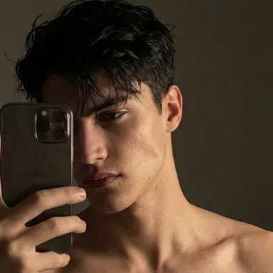 Profile image of Elio