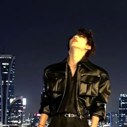 IIII의 범고혁