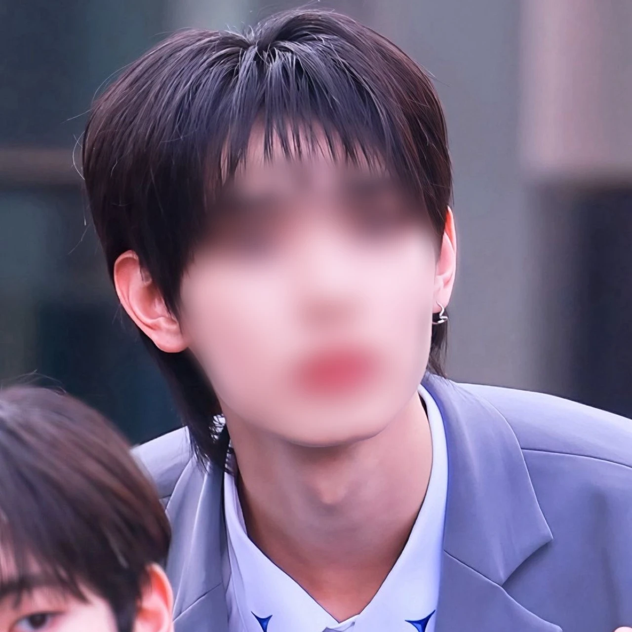 최립우