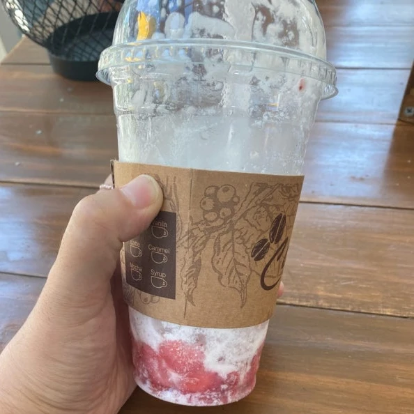 딸기라떼