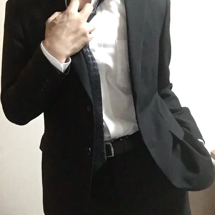 SnowyFern6257의 面倒見のいい兄とわがままな妹