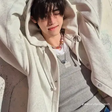 Profile image of Zhenya Volkov